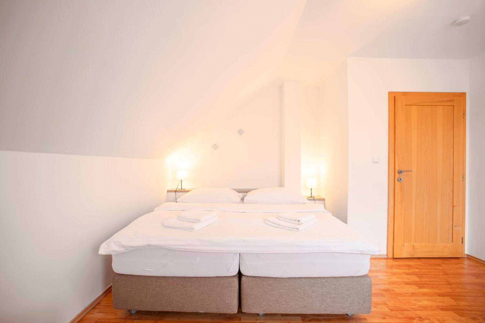 Amenity Apartmany Perná Exterior foto